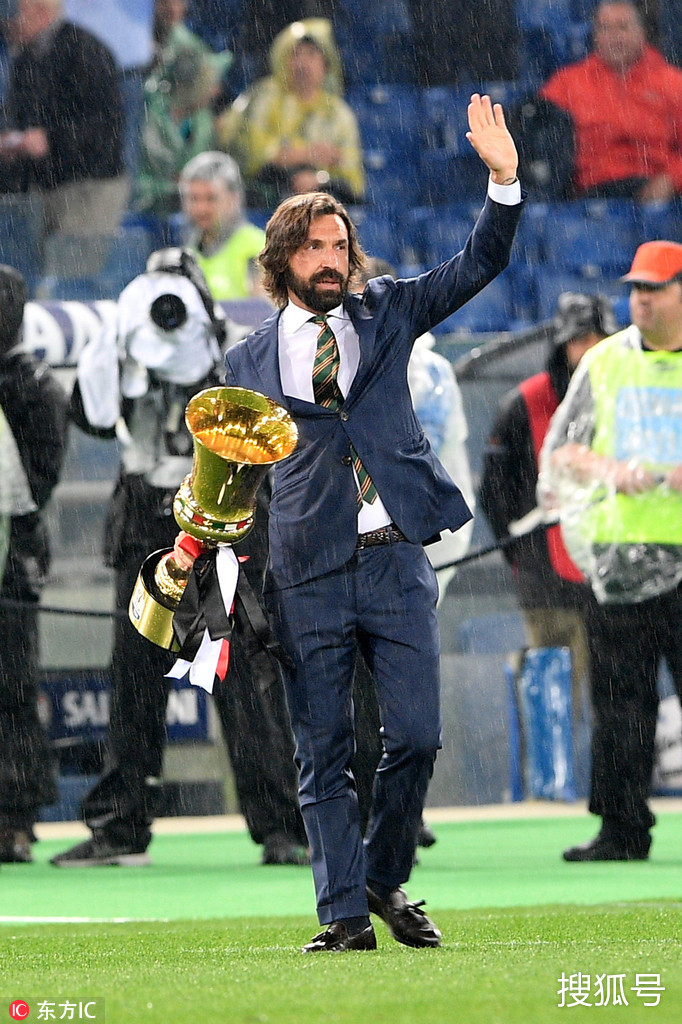 多伦多猛龙训练开放日，冲刺阶段临场应变引欢呼，意大利杯在即，资深球员宣示担当(多伦多猛龙队标志图片)-爱游戏